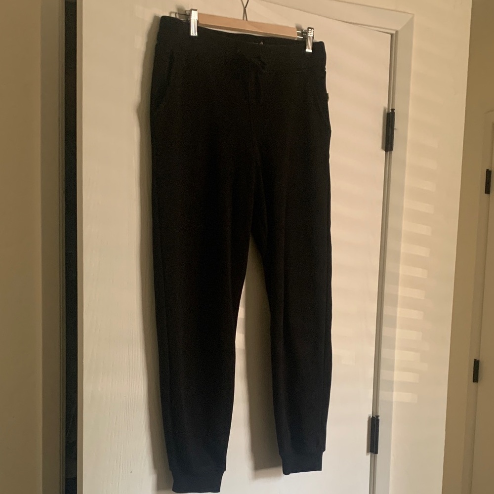 Women’s UGG Black Jogger Sweat Pants Sz M